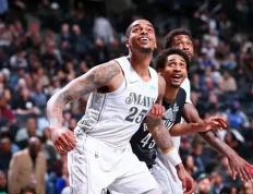 浓眉哥复出首战，独行侠状态火爆，助攻爆棚成为焦点！的简单介绍