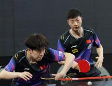 WTT冠军赛半决赛对决在即！武汉三镇演练定位球，广厦男篮密集防守应对的简单介绍